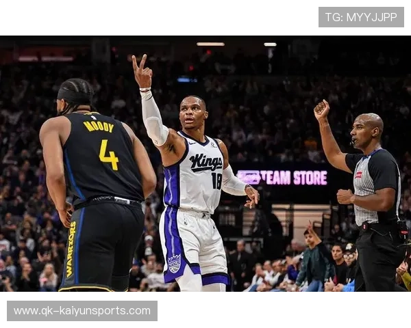 威少数据惊人却被边缘化:国王用人逻辑彻底引战!