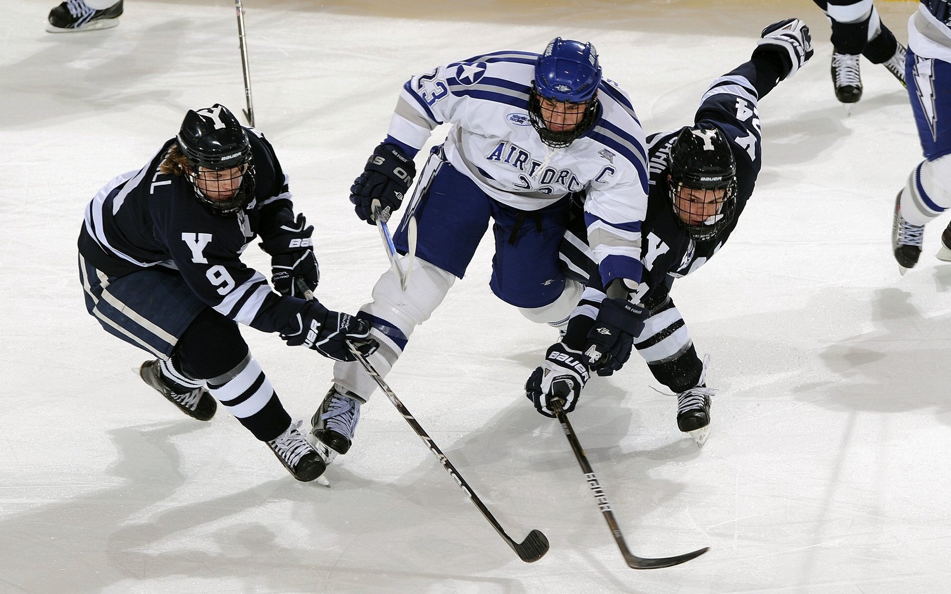 判罚像天平倾斜，格里马尔多：但我们的努力配得上胜利