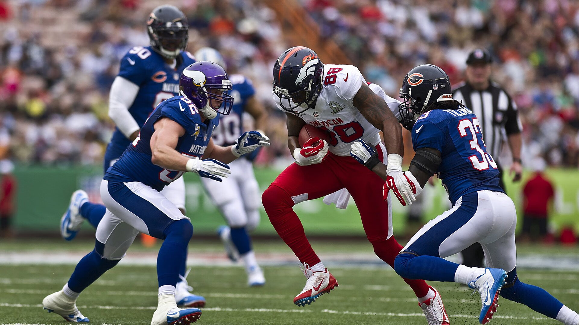 新西兰七人制橄榄球比赛关键球员表现突出，新西兰橄榄球队服